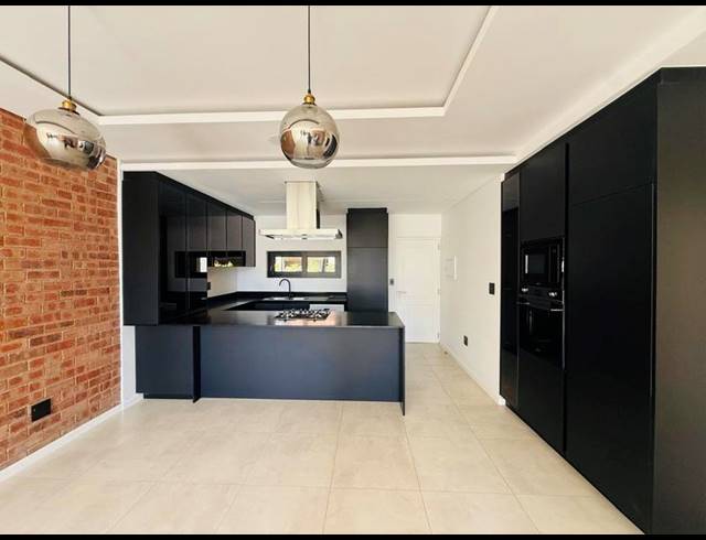 2 BEDROOM APARTMENT FOR SALE IN BROADACRES